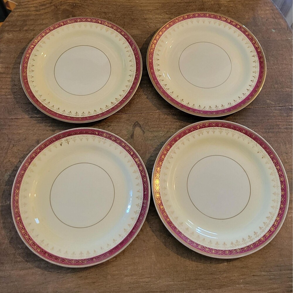 Cardinal by Homer Laughlin Eggshell Nautilus Bread & Butter Plates (Set of 4)